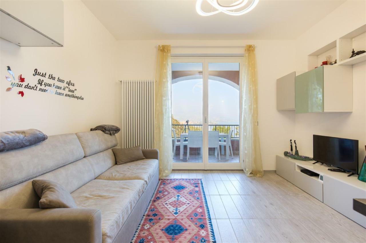 La Tana Del Lupo Stresa Apartment Luaran gambar