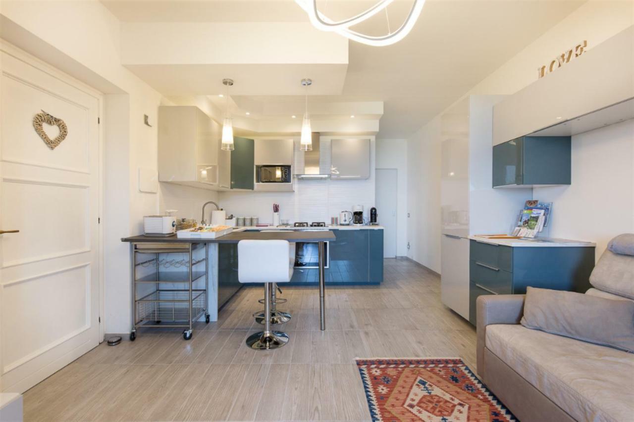 La Tana Del Lupo Stresa Apartment Luaran gambar